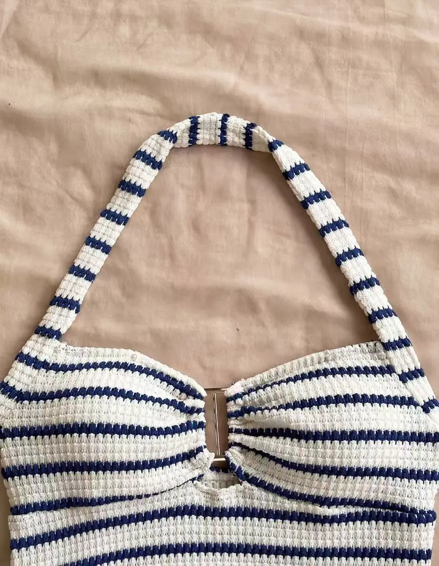 Top Halter y Pantalón/Falda a Juego