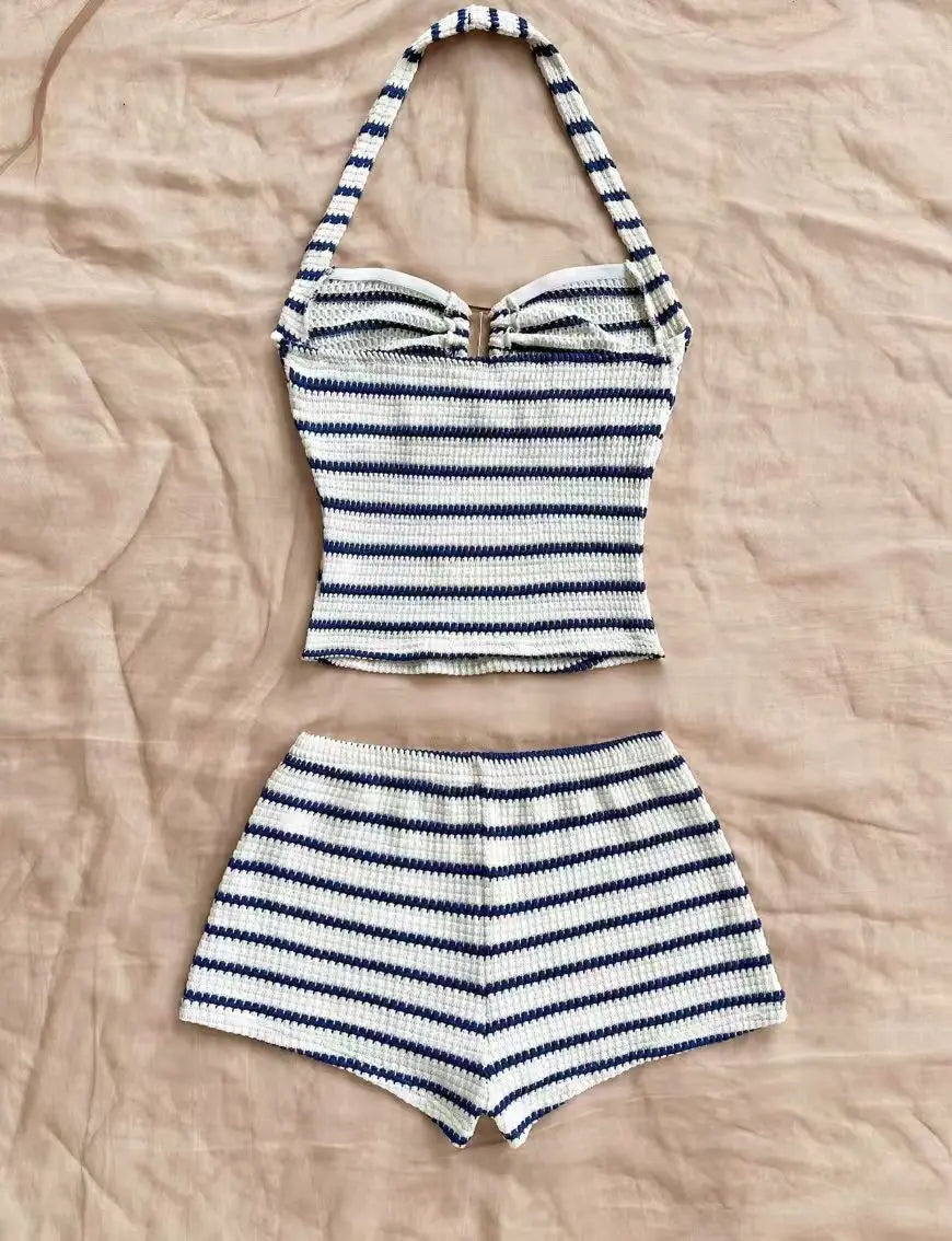 Top Halter y Pantalón/Falda a Juego