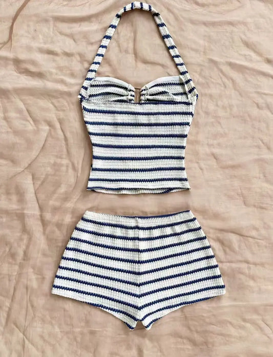 Top Halter y Pantalón/Falda a Juego