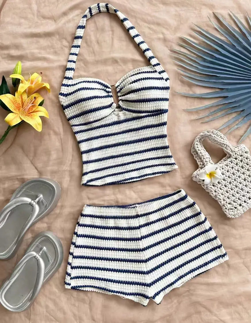 Top Halter y Pantalón/Falda a Juego