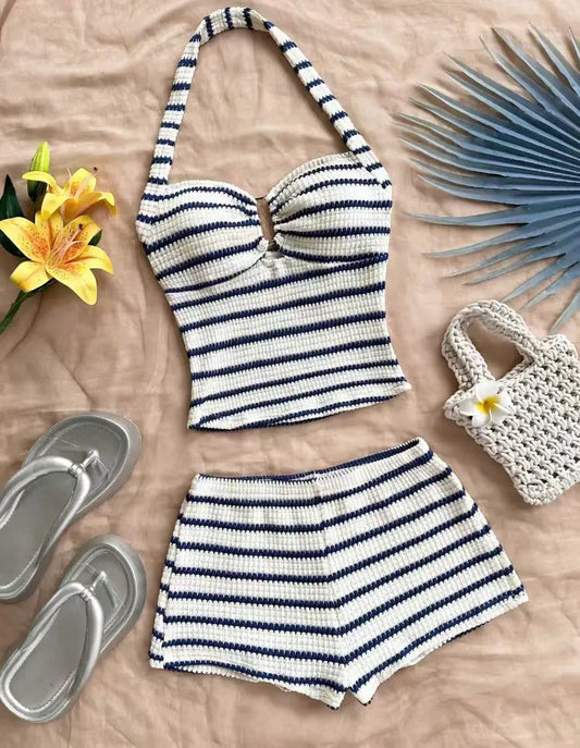 Top Halter y Pantalón/Falda a Juego