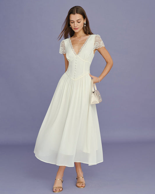 Vestido maxi color albaricoque con escote en V e inserto de encaje