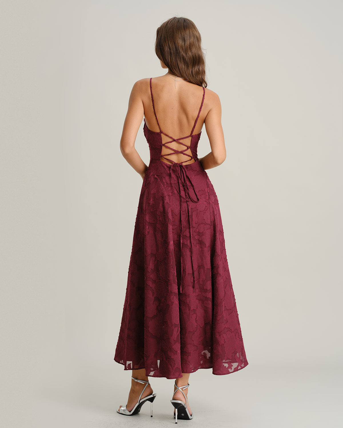 Vestido maxi de jacquard rojo vino de lujo